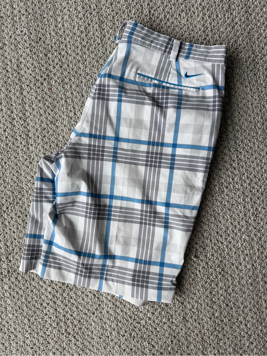 Nike Other - Nike White, Gray & Blue Plaid Golf Athletic Shorts